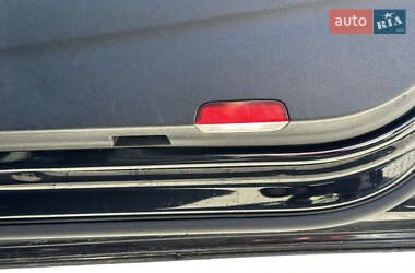 Універсал Volkswagen Passat 2019 в 