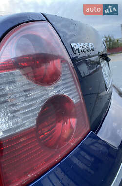 Седан Volkswagen Passat 2001 в 