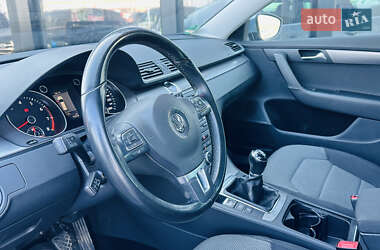 Универсал Volkswagen Passat 2012 в 