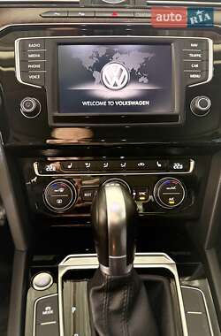 Седан Volkswagen Passat 2016 в 