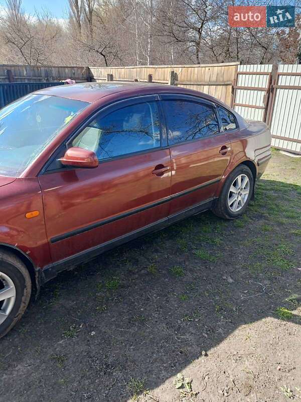 Седан Volkswagen Passat 1997 в Ніжині