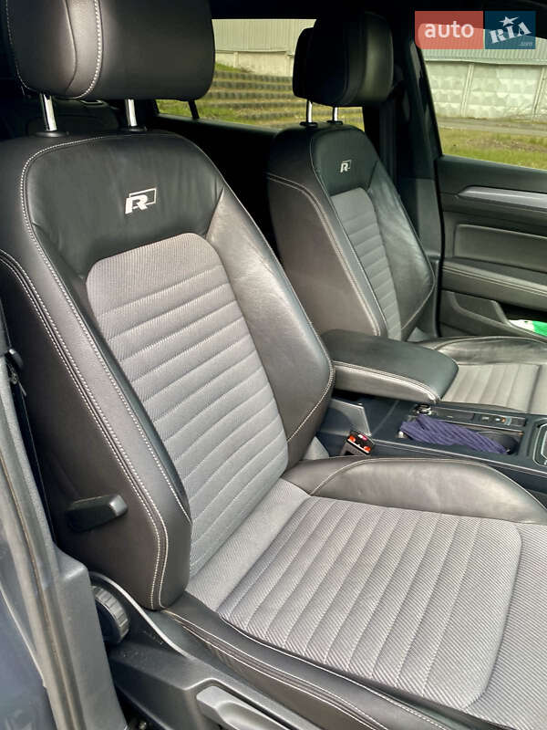 Универсал Volkswagen Passat 2015 в Киеве