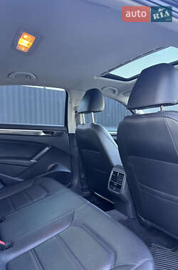 Седан Volkswagen Passat 2017 в 
