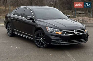 Седан Volkswagen Passat 2016 в 