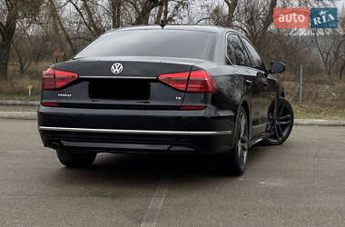 Седан Volkswagen Passat 2016 в 