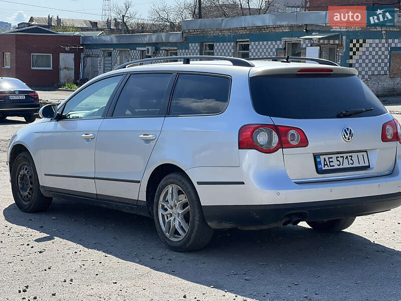 Універсал Volkswagen Passat 2007 в Дніпрі