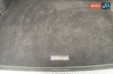 Универсал Volkswagen Passat 2012 в 