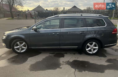 Универсал Volkswagen Passat 2011 в 