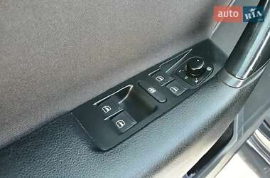 Універсал Volkswagen Passat 2011 в 