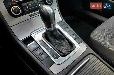 Універсал Volkswagen Passat 2011 в 
