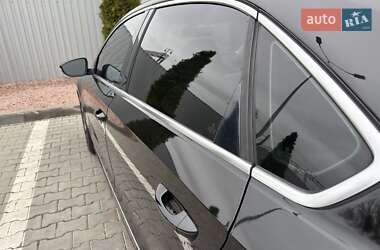 Седан Volkswagen Passat 2011 в 