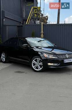 Седан Volkswagen Passat 2013 в 