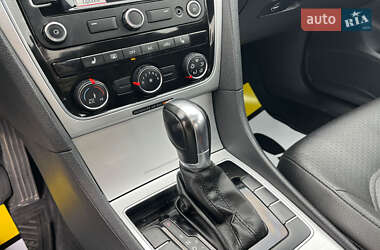 Седан Volkswagen Passat 2013 в 