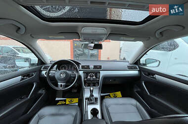Седан Volkswagen Passat 2013 в 