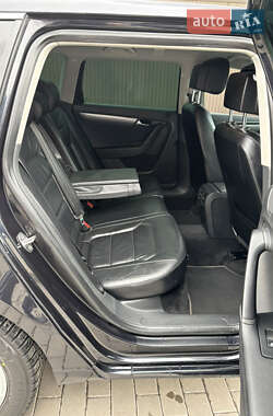 Универсал Volkswagen Passat 2012 в 