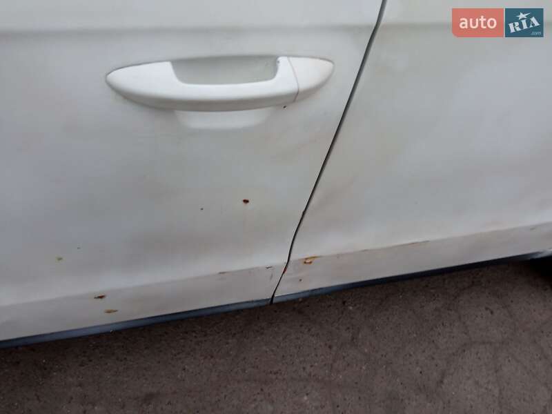 Универсал Volkswagen Passat 2008 в Житомире