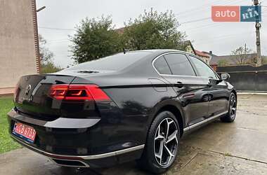 Седан Volkswagen Passat 2021 в 