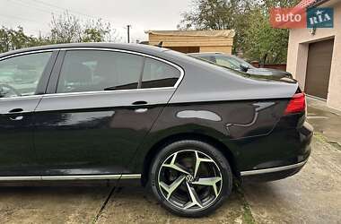 Седан Volkswagen Passat 2021 в 