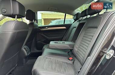 Седан Volkswagen Passat 2021 в 