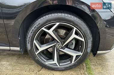 Седан Volkswagen Passat 2021 в 