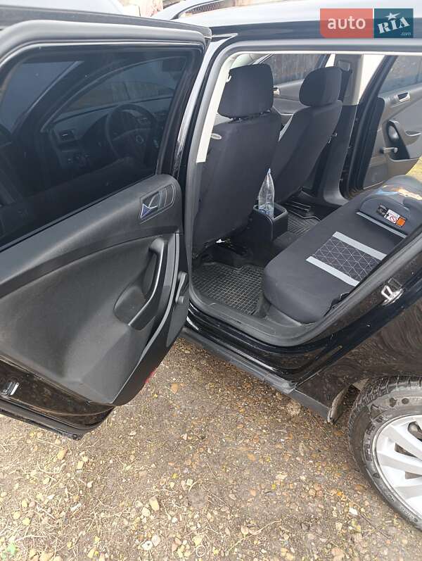 Универсал Volkswagen Passat 2005 в Каменец-Подольском фото 10 Универсал Volkswagen Passat 2005 в Каменец-Подольском