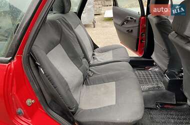 Седан Volkswagen Passat 1993 в 