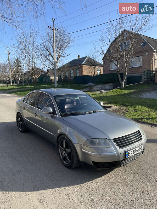 Седан Volkswagen Passat 2005 в 