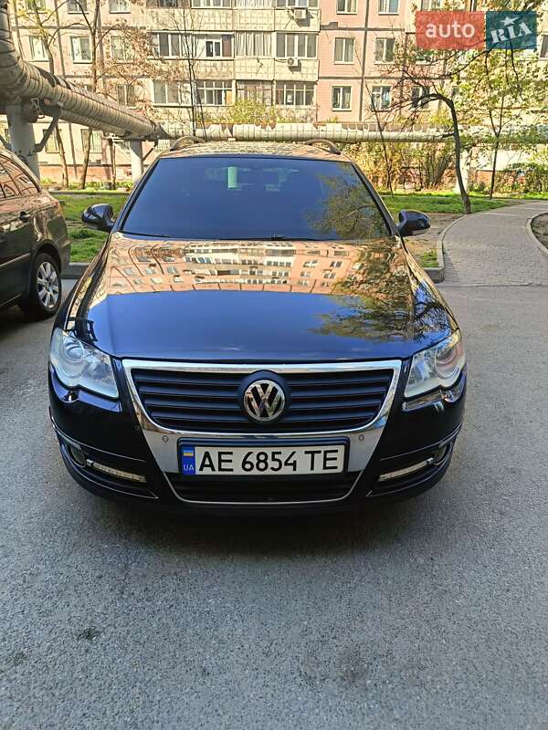 Універсал Volkswagen Passat 2006 в 