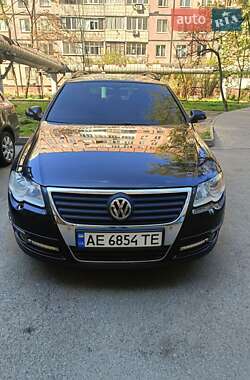 Універсал Volkswagen Passat 2006 в 