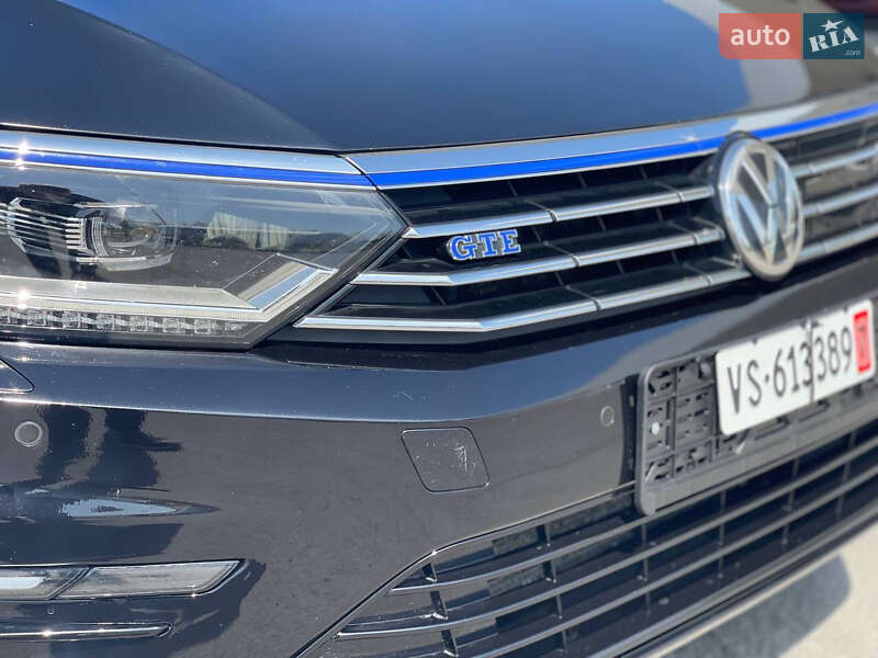 Универсал Volkswagen Passat 2018 в Ужгороде