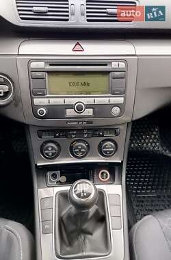 Универсал Volkswagen Passat 2008 в 