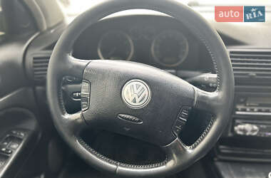 Универсал Volkswagen Passat 2003 в 