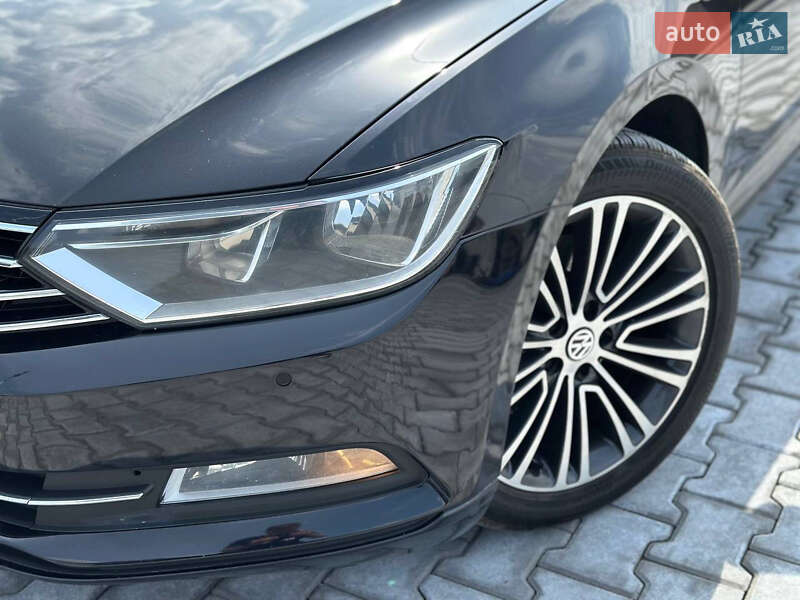 Седан Volkswagen Passat 2015 в Днепре