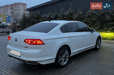 Седан Volkswagen Passat 2020 в 