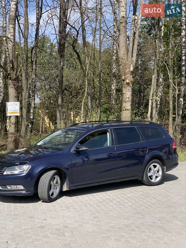 Универсал Volkswagen Passat 2010 в Львове