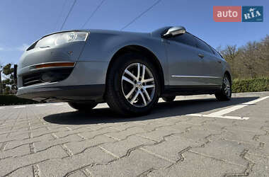 Універсал Volkswagen Passat 2008 в 
