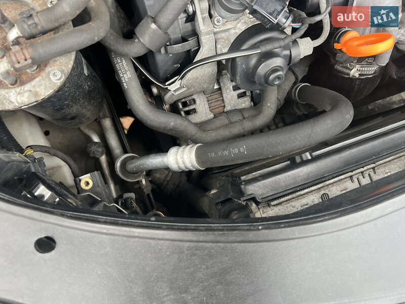 Седан Volkswagen Passat 2010 в Дрогобыче