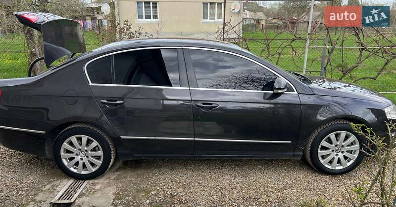 Седан Volkswagen Passat 2010 в Дрогобыче