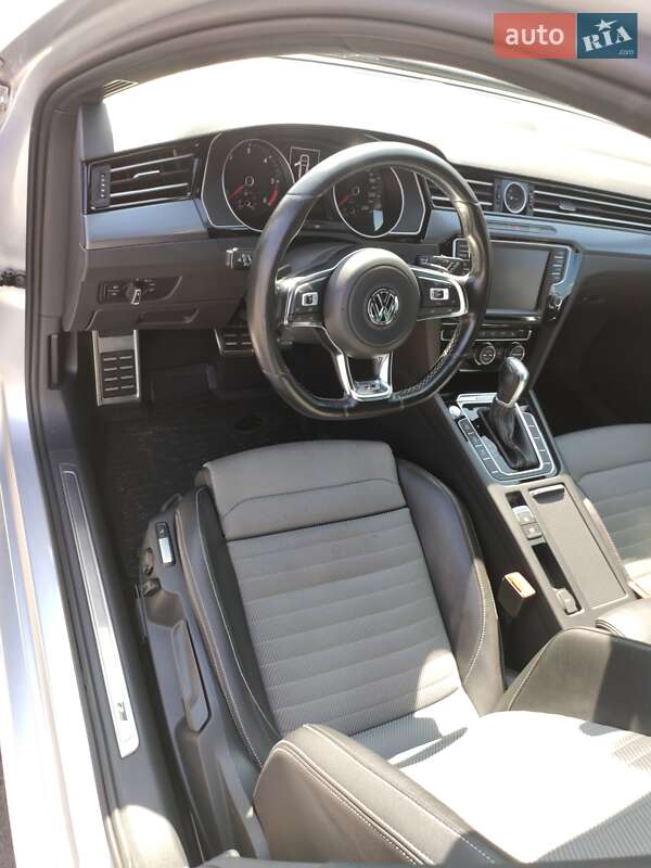 Універсал Volkswagen Passat 2015 в Ковелі