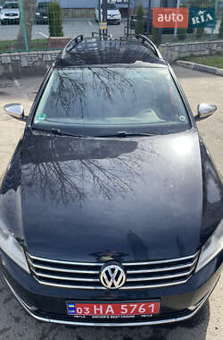 Універсал Volkswagen Passat 2014 в 