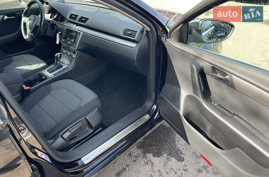 Універсал Volkswagen Passat 2014 в 