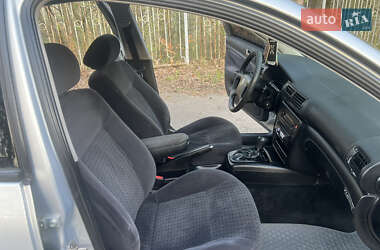 Седан Volkswagen Passat 1998 в 