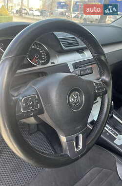 Седан Volkswagen Passat 2013 в 