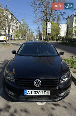 Седан Volkswagen Passat 2013 в 