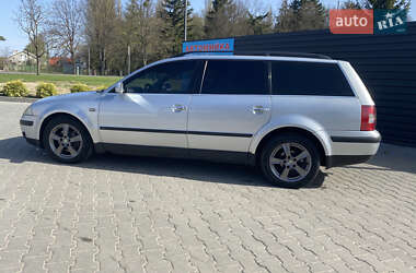Универсал Volkswagen Passat 2001 в 