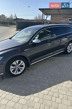 Универсал Volkswagen Passat 2019 в 