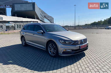 Універсал Volkswagen Passat 2015 в 