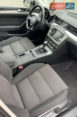 Универсал Volkswagen Passat 2017 в 