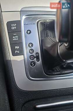 Універсал Volkswagen Passat 2010 в 