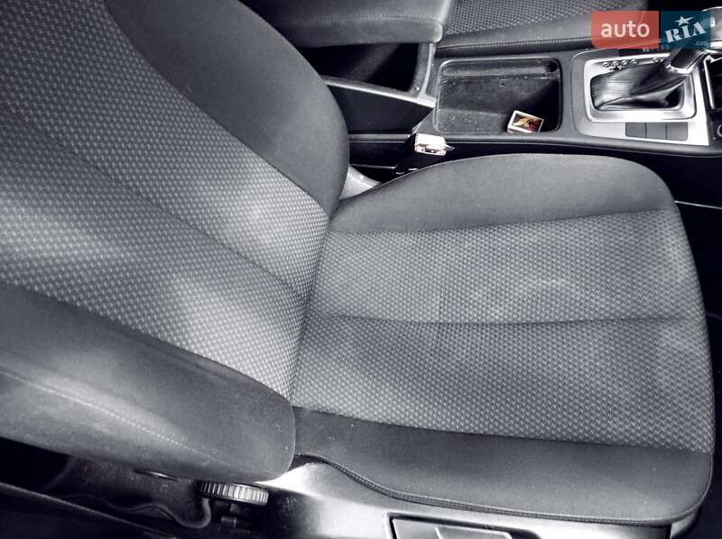 Универсал Volkswagen Passat 2009 в Львове